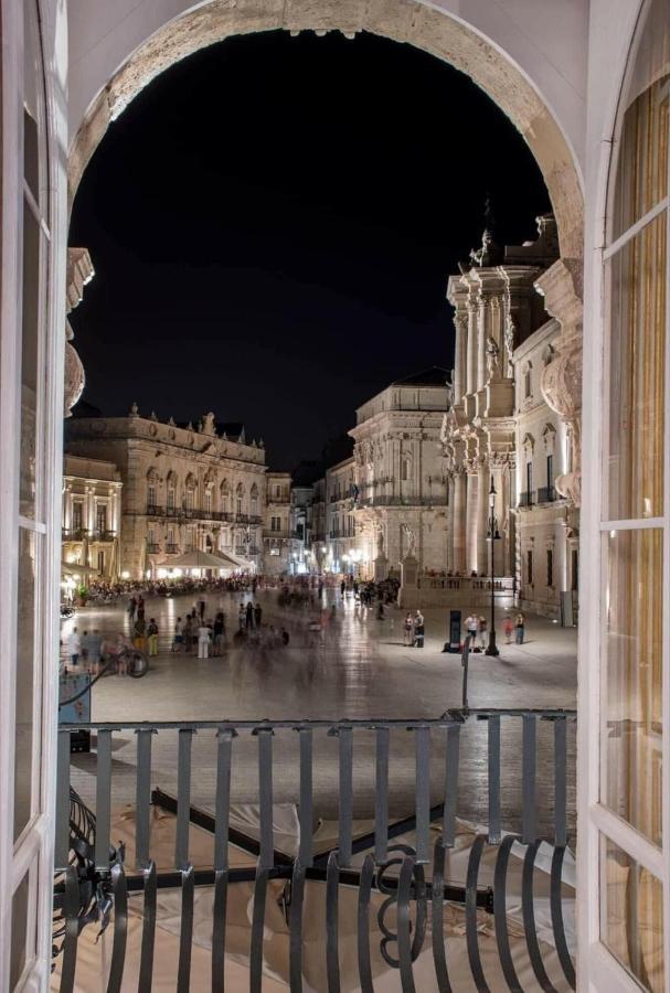 시라쿠사 Ortigia Charme Piazza Duomo 아파트 외부 사진