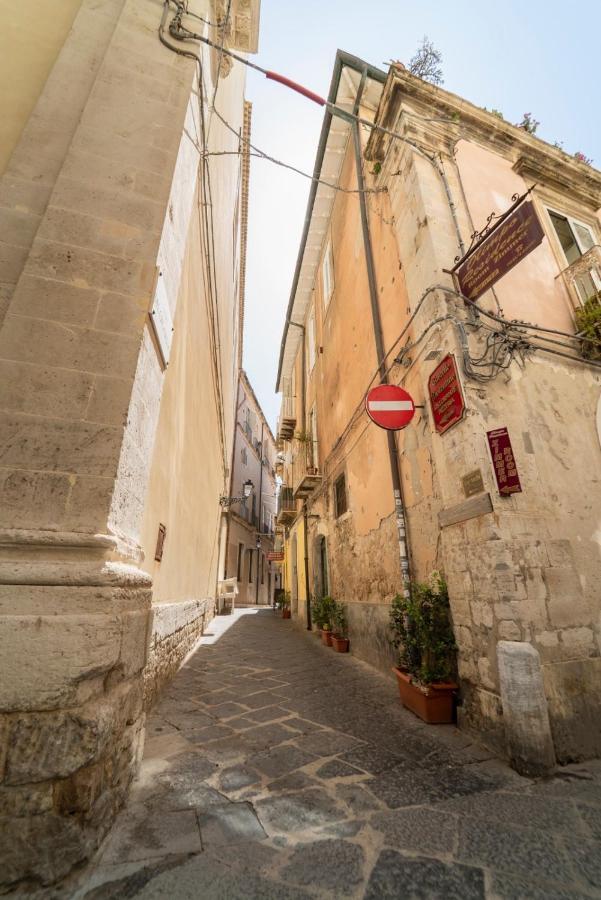 시라쿠사 Ortigia Charme Piazza Duomo 아파트 외부 사진